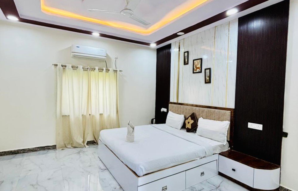 Luxury Resort Room in Kothur